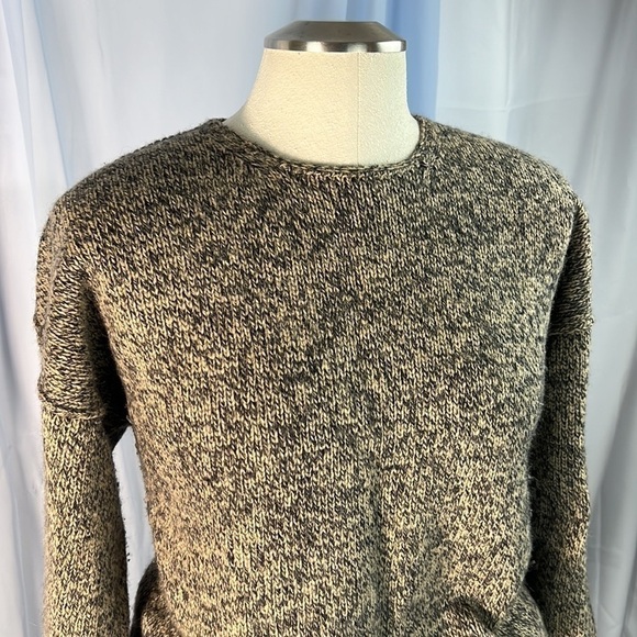 Eddie Bauer wool blend heavy tight knit long sleeves sweater black and tan L - Picture 2 of 6